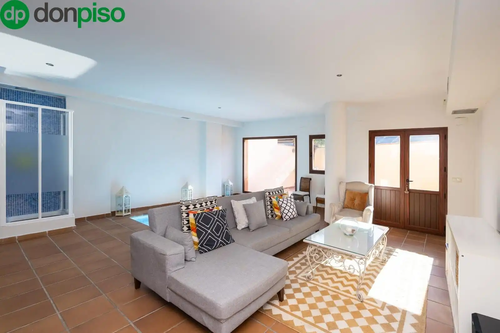 Living room of Detached homes for sale in Granada  with Air Conditioner, Heating and Terrace