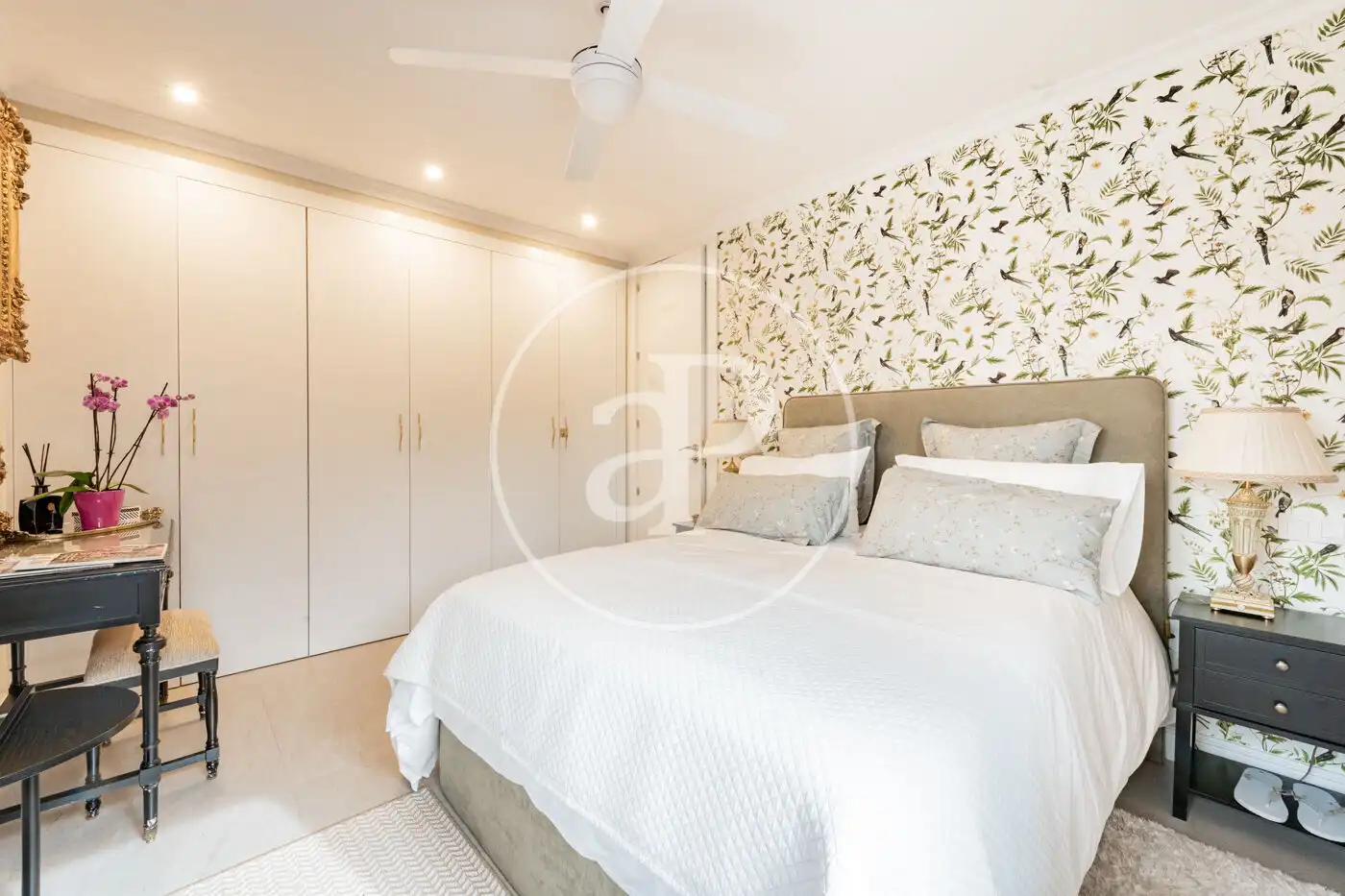 Schlafzimmer von Haus oder Chalet zum Verkauf in Madrid mit Klimaanlage, Heizung und Privatgarten