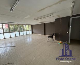 Oficina en venda en Vic