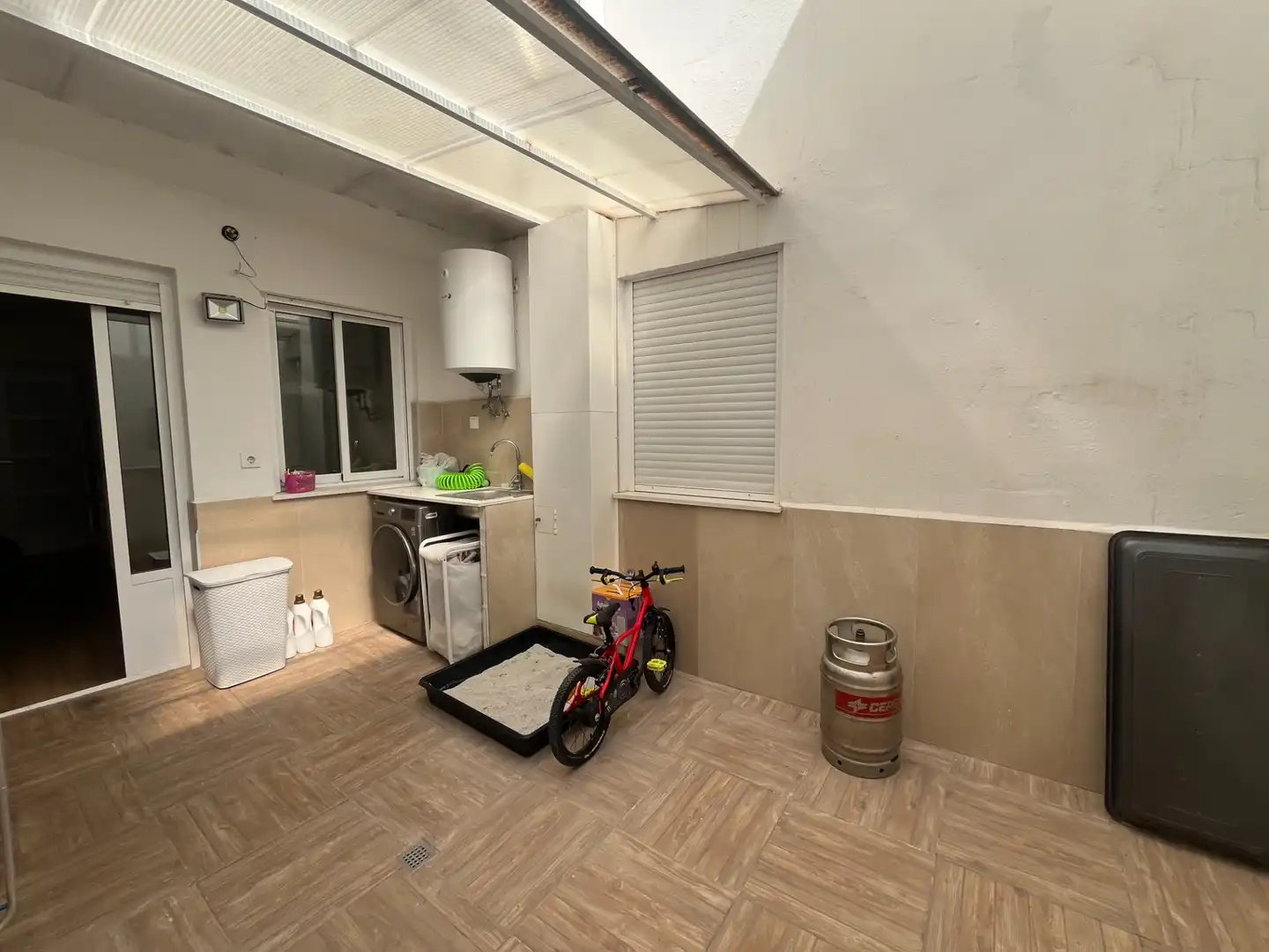 Piso en venta en Sagunto / Sagunt con Parquet, Amueblado y Horno