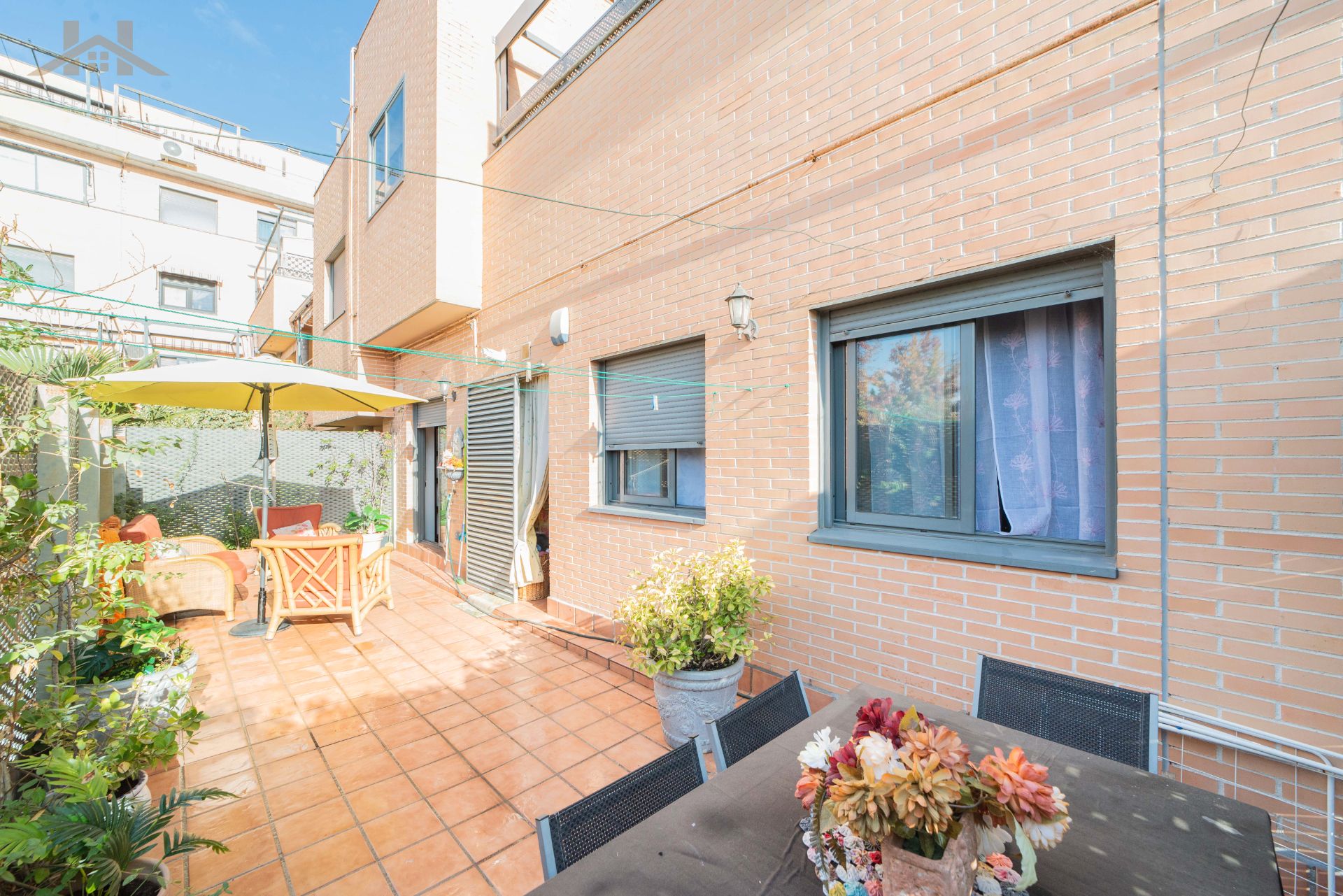 Planta baixa en venda a Avenida de España, Hispanoamérica - Comunidades