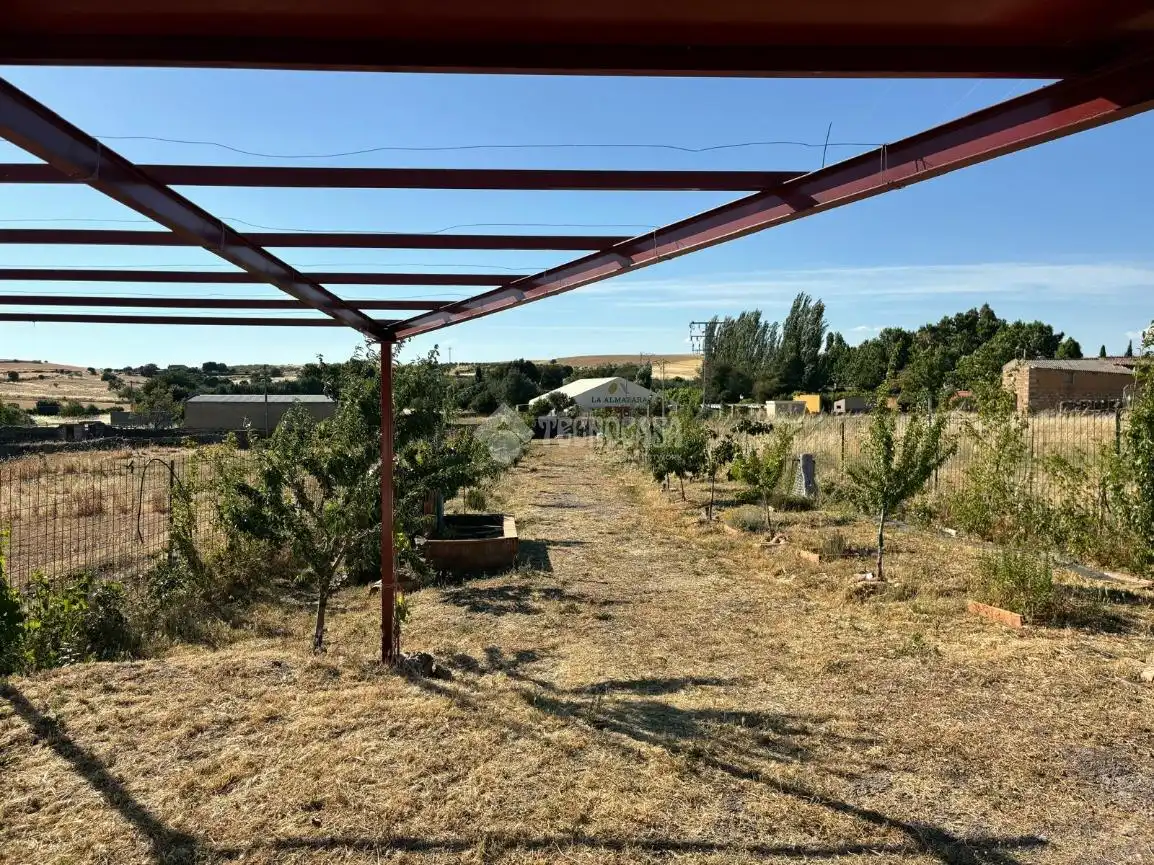 Casa con jardín en venta en Valdeverdeja, imagen 31