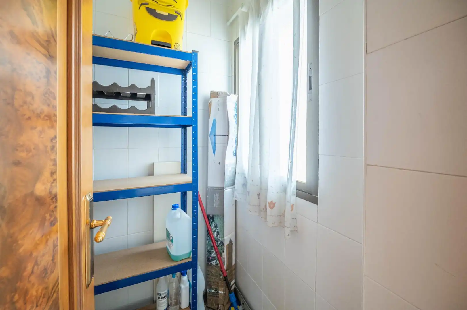 Badezimmer von Dachboden zum Verkauf in Maracena