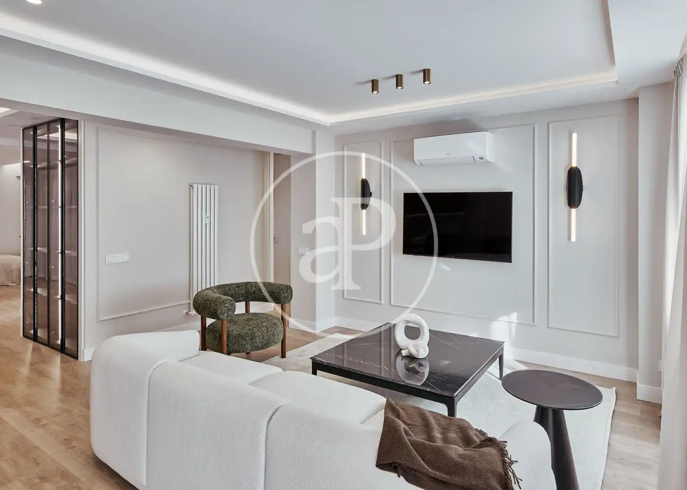 Wohnzimmer von Wohnung zum Verkauf in Madrid mit Klimaanlage, Heizung und Terrasse