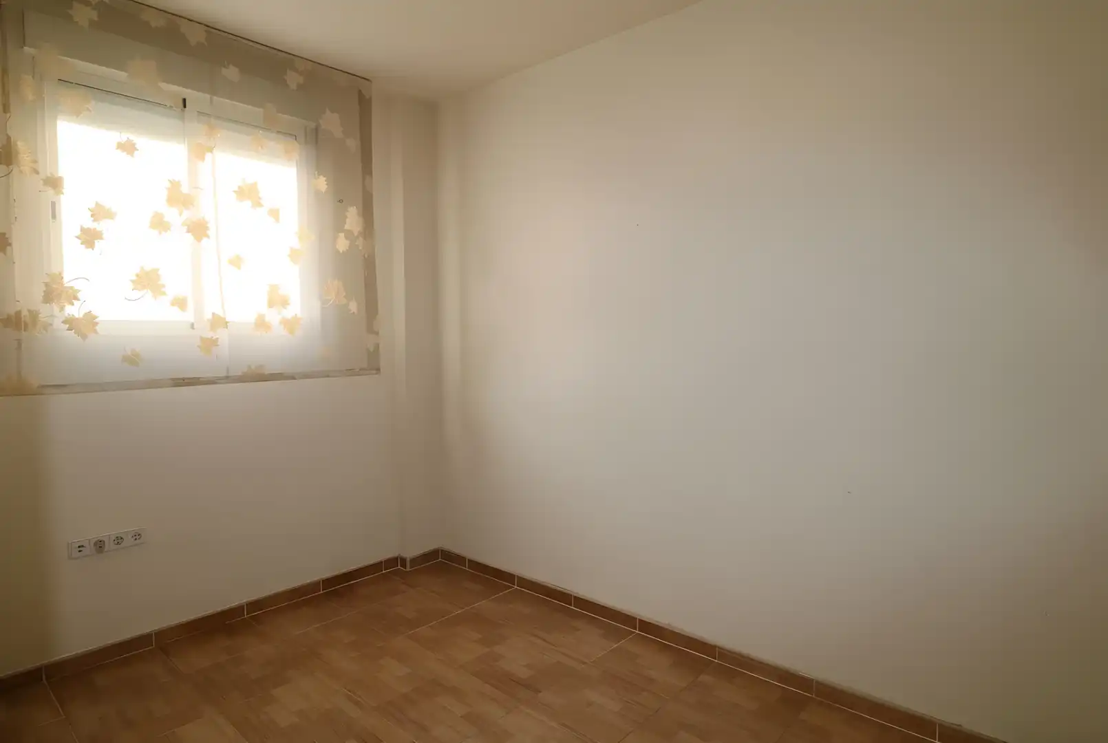 Gewerbefläche zum Verkauf in Calle Maestro Turina, imagen 5