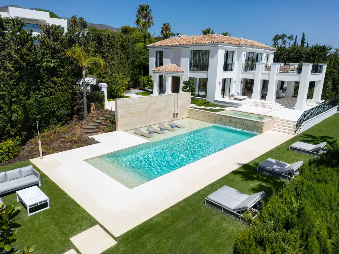 House with pool for sale in Marbella Centro, imagen 2