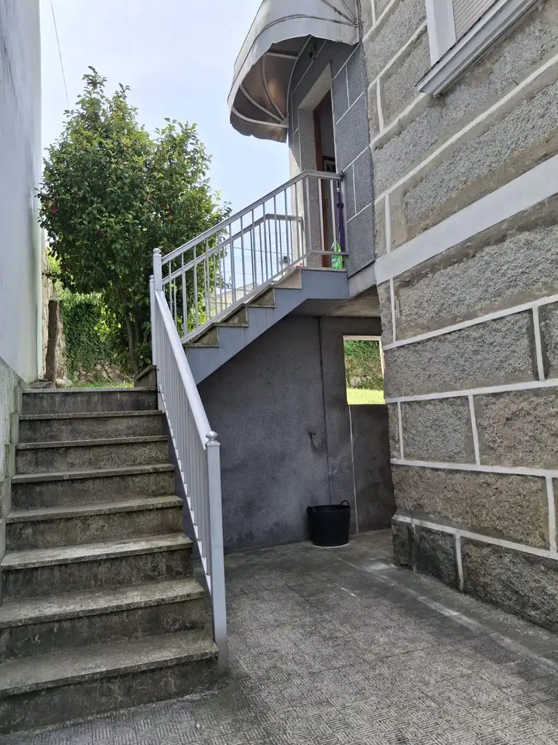 Terrassa de Casa o xalet en venda en Ourense Capital  amb Moblat