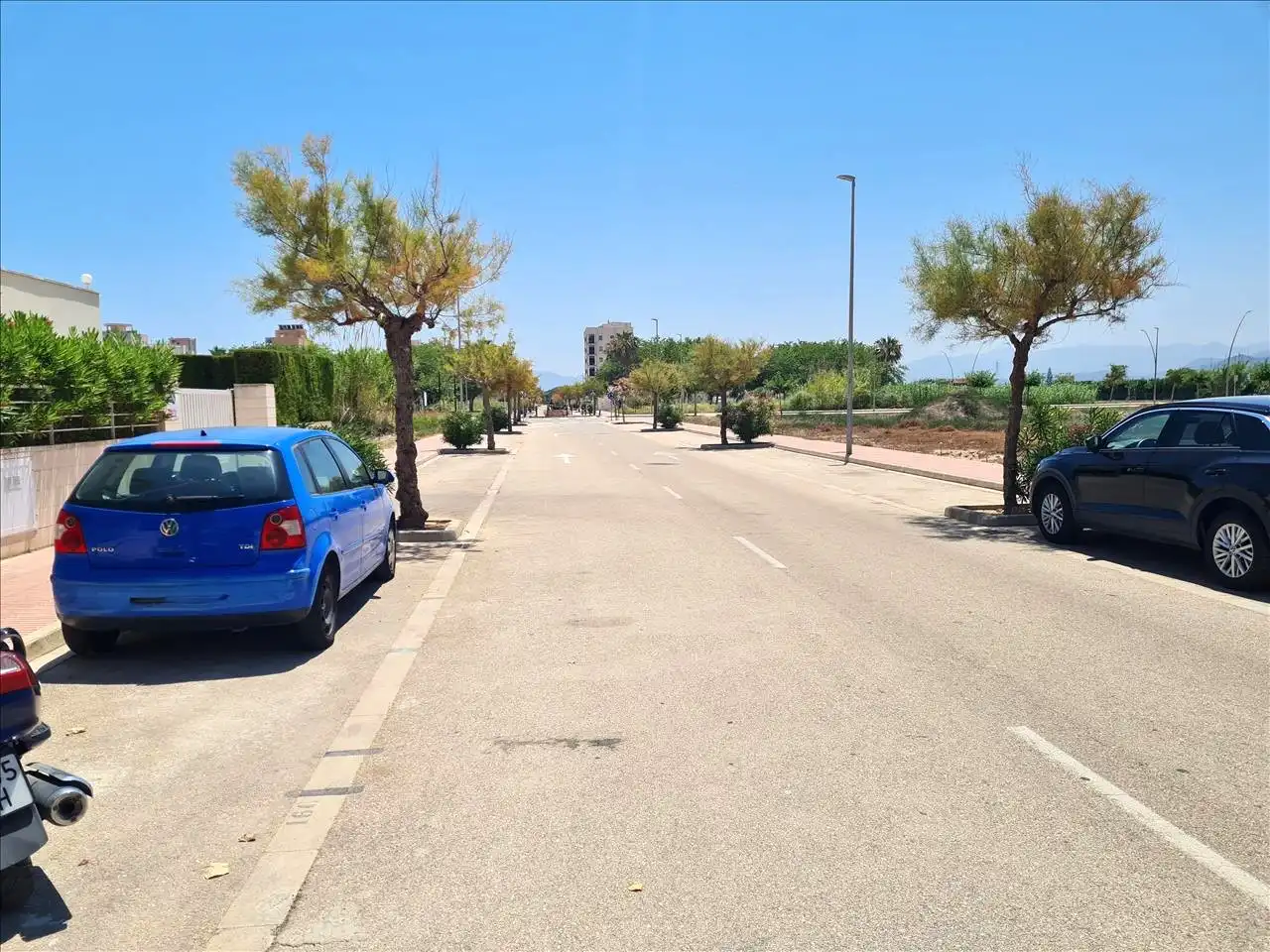 Außenansicht von Garage zum Verkauf in Piles