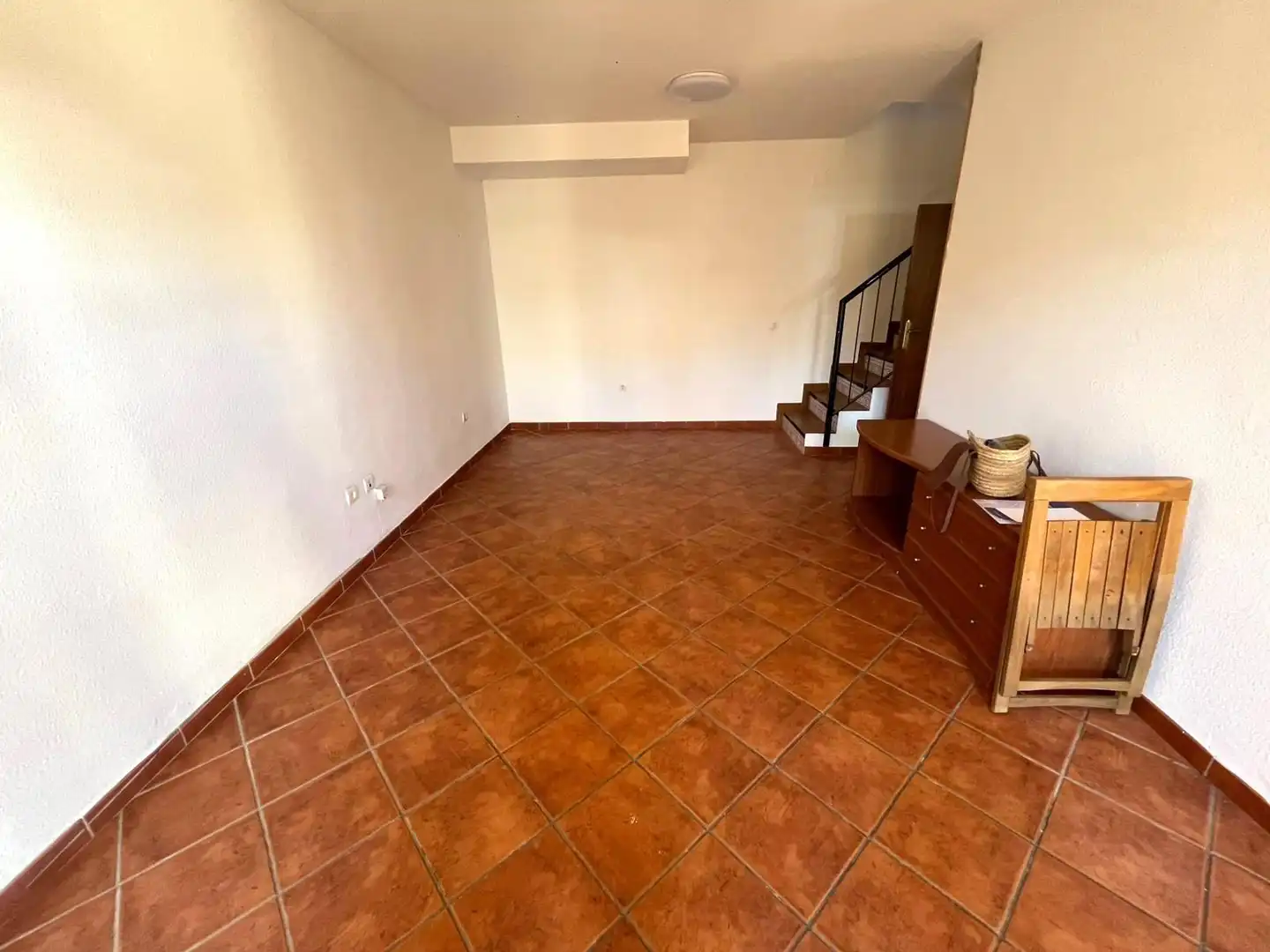 Casa adosada en venda en El Portil amb Moblat i Balcó