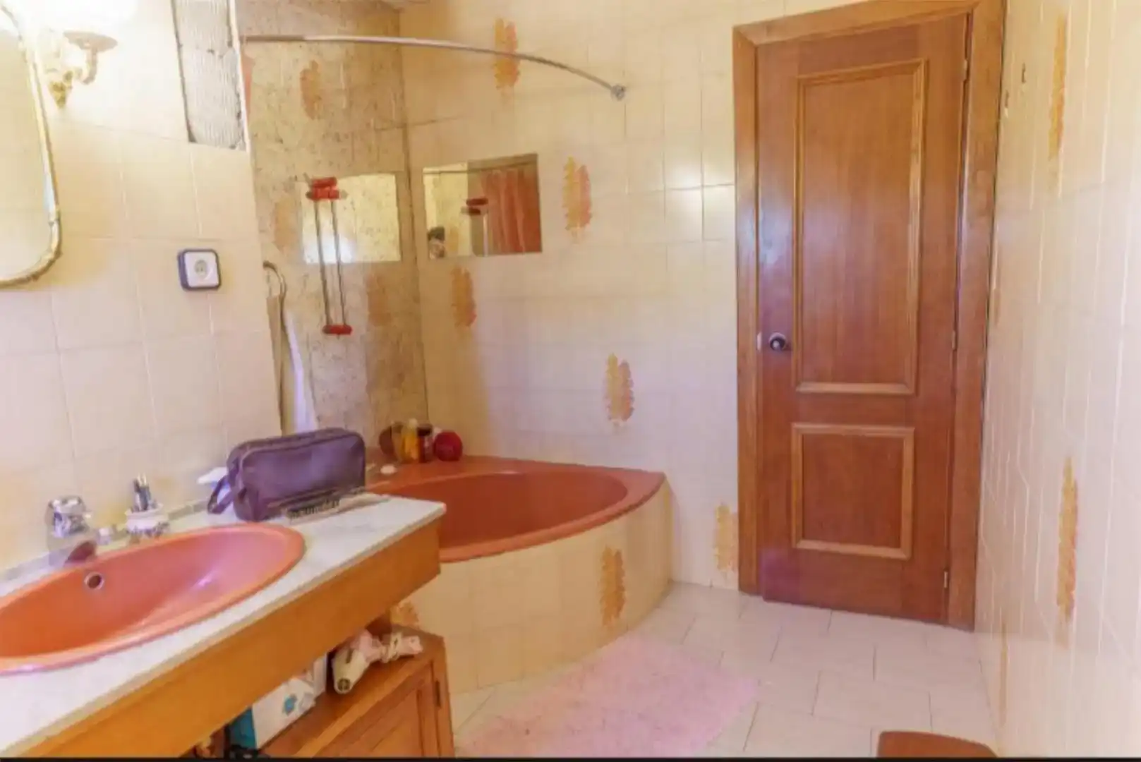 Baño de Finca rústica en venta en Diezma con Jardín privado, Parquet y Piscina