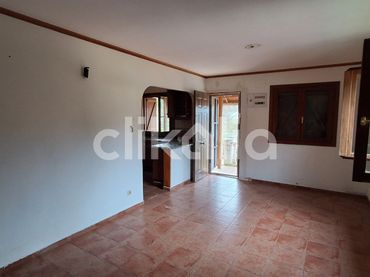 Casa en venda a Montbarbat