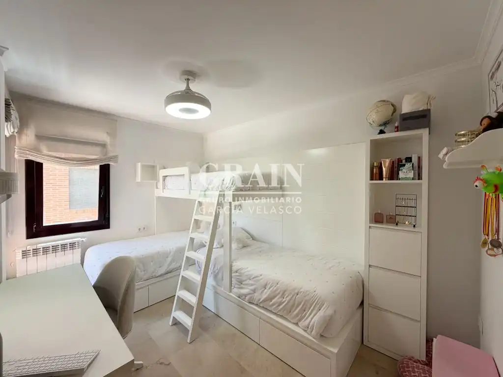 Habitación de Casa o chalet en venta en Albacete con Aire acondicionado, Calefacción y Jardín privado