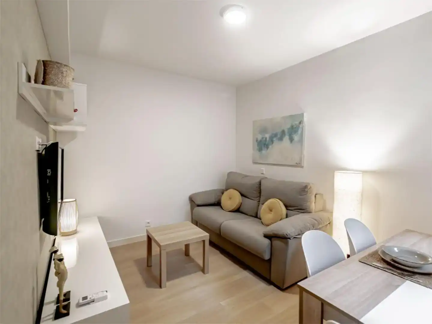 Sala d'estar de Pis en venda en  Madrid Capital