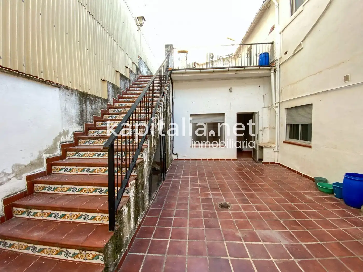 Vista exterior de Finca rústica en venda en Ontinyent amb Terrassa, Traster i Balcó