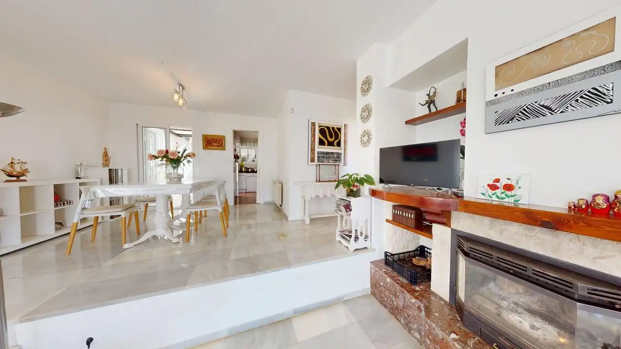 Sala d'estar de Casa o xalet en venda en Tarragona amb Aire condicionat, Calefacció i Jardí privat