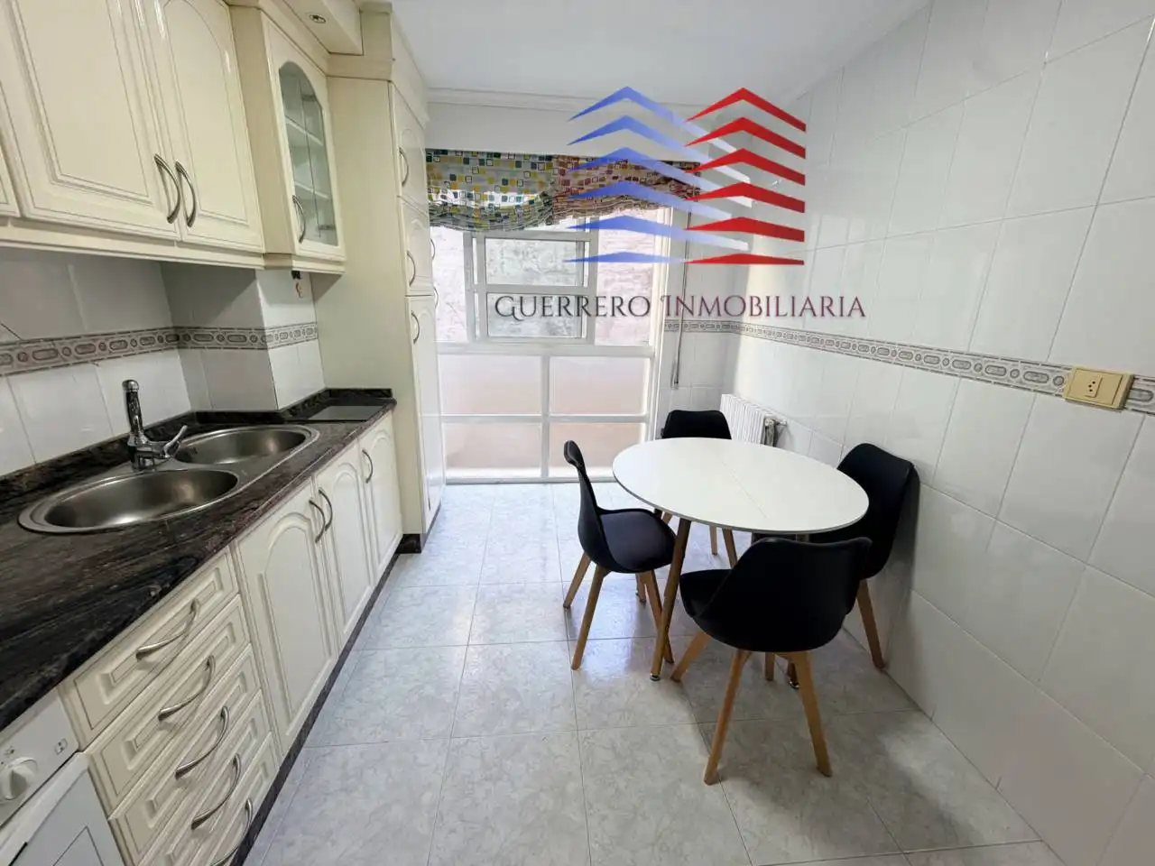 Kitchen of Flat for rent in Ourense Capital   with Heating, Terrace and Furnished