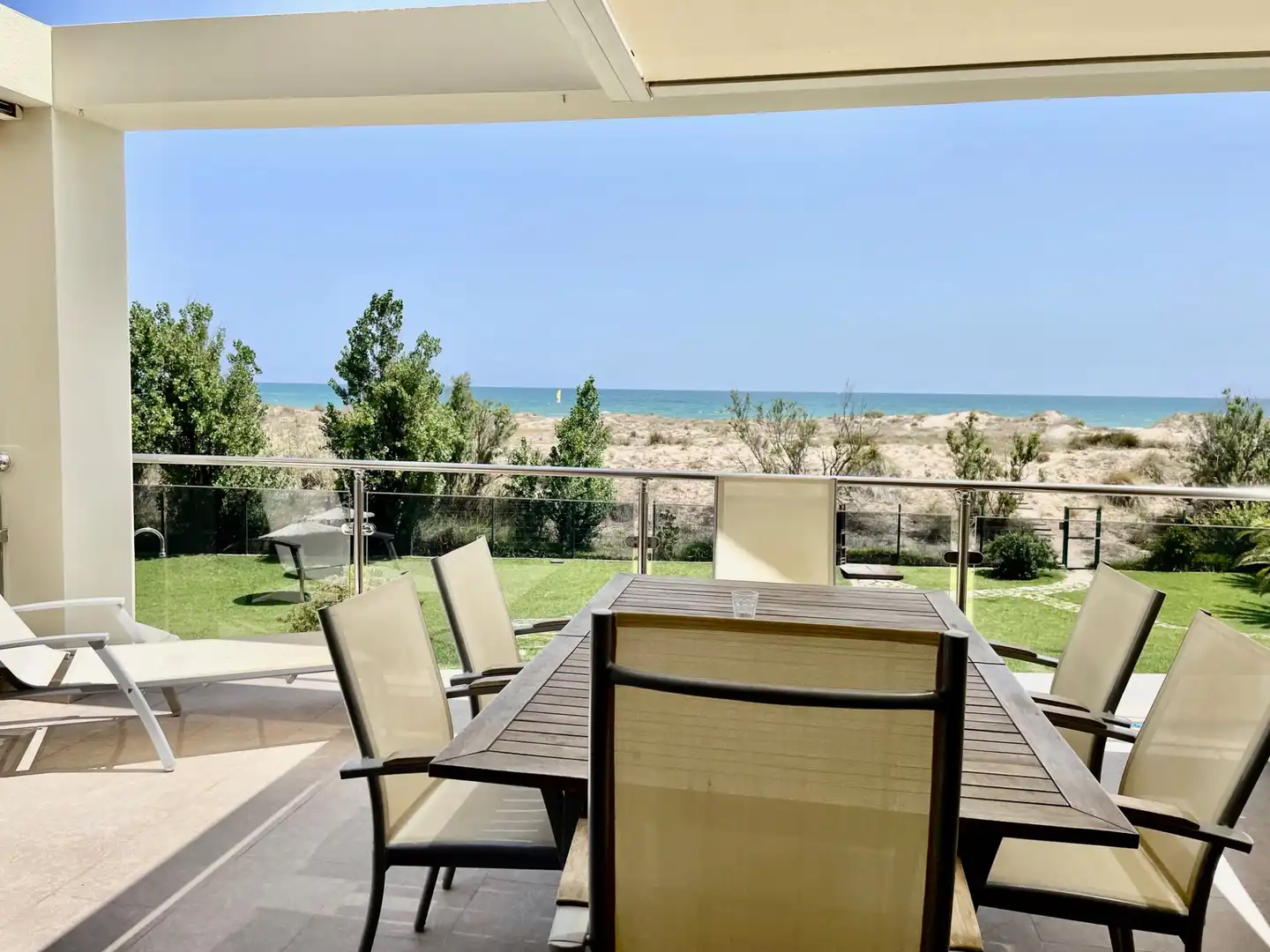 Terrasse von Wohnungen zur Miete in Oliva mit Klimaanlage, Terrasse und Möbliert