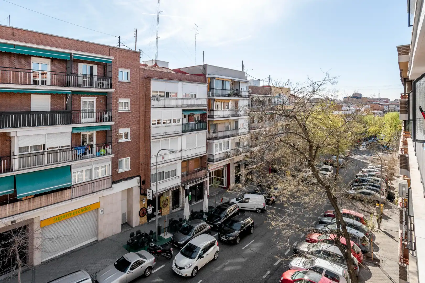 Vista exterior de Piso en venta en Madrid con Terraza