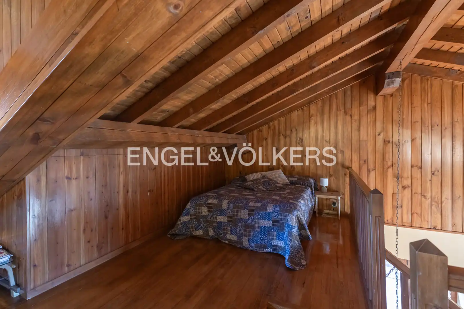 Habitación de Dúplex en venta en Fontanals de Cerdanya con Calefacción, Parquet y Terraza