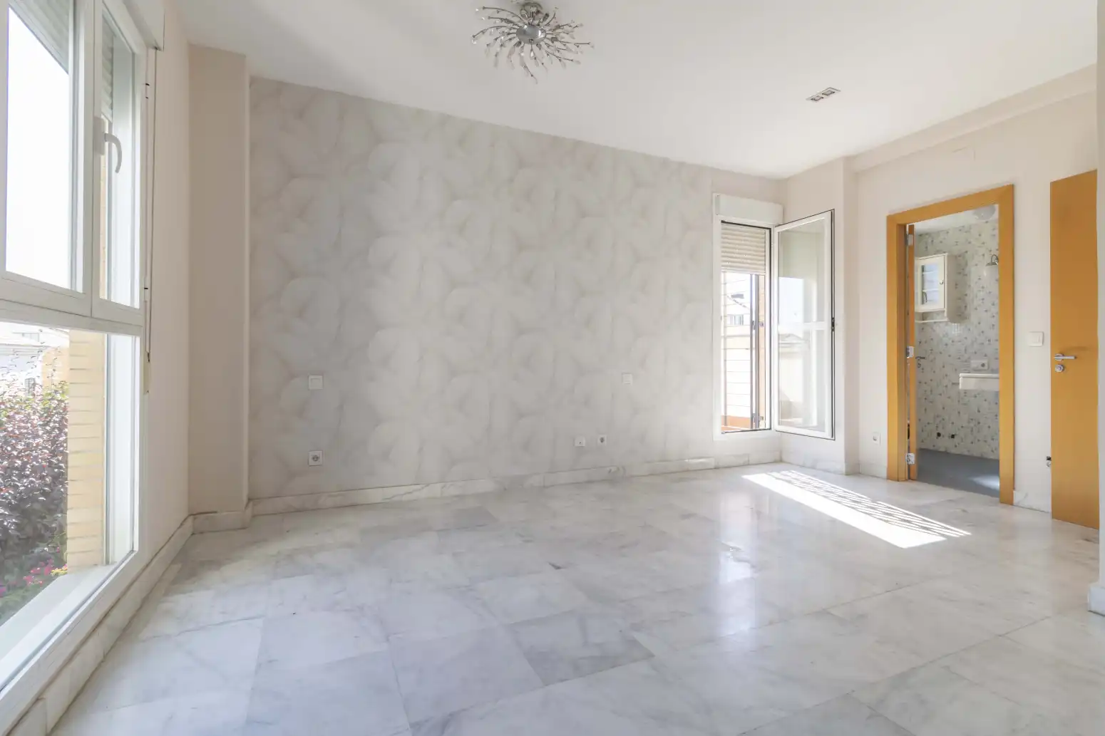 Casa adosada en venta en Espartinas con Aire acondicionado, Terraza y Piscina