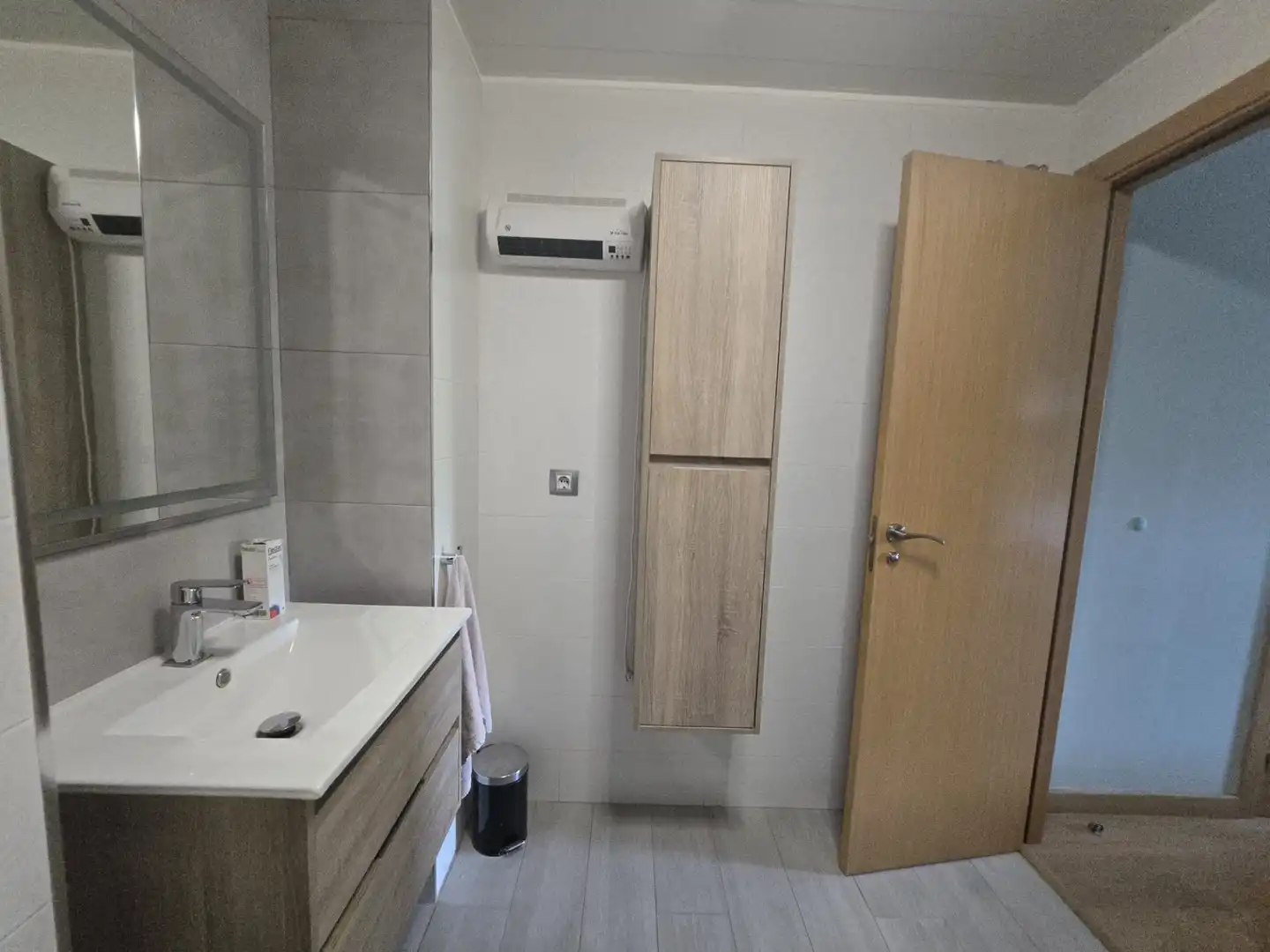 Baño de Piso en venta en Castellón de la Plana / Castelló de la Plana con Aire acondicionado, Parquet y Trastero