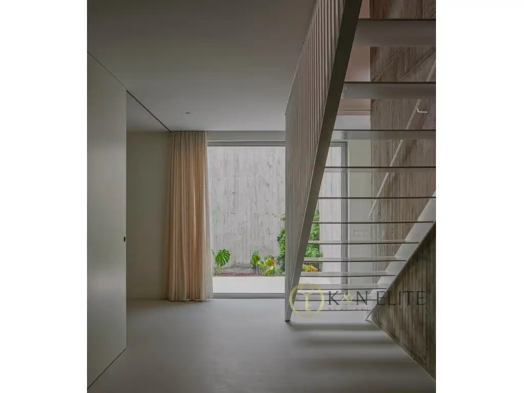 Casa o chalet en venta en Alicante / Alacant con Aire acondicionado, Jardín privado y Terraza