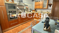 Cuina de Casa o xalet en venda en  Sevilla Capital amb Terrassa, Traster i Piscina