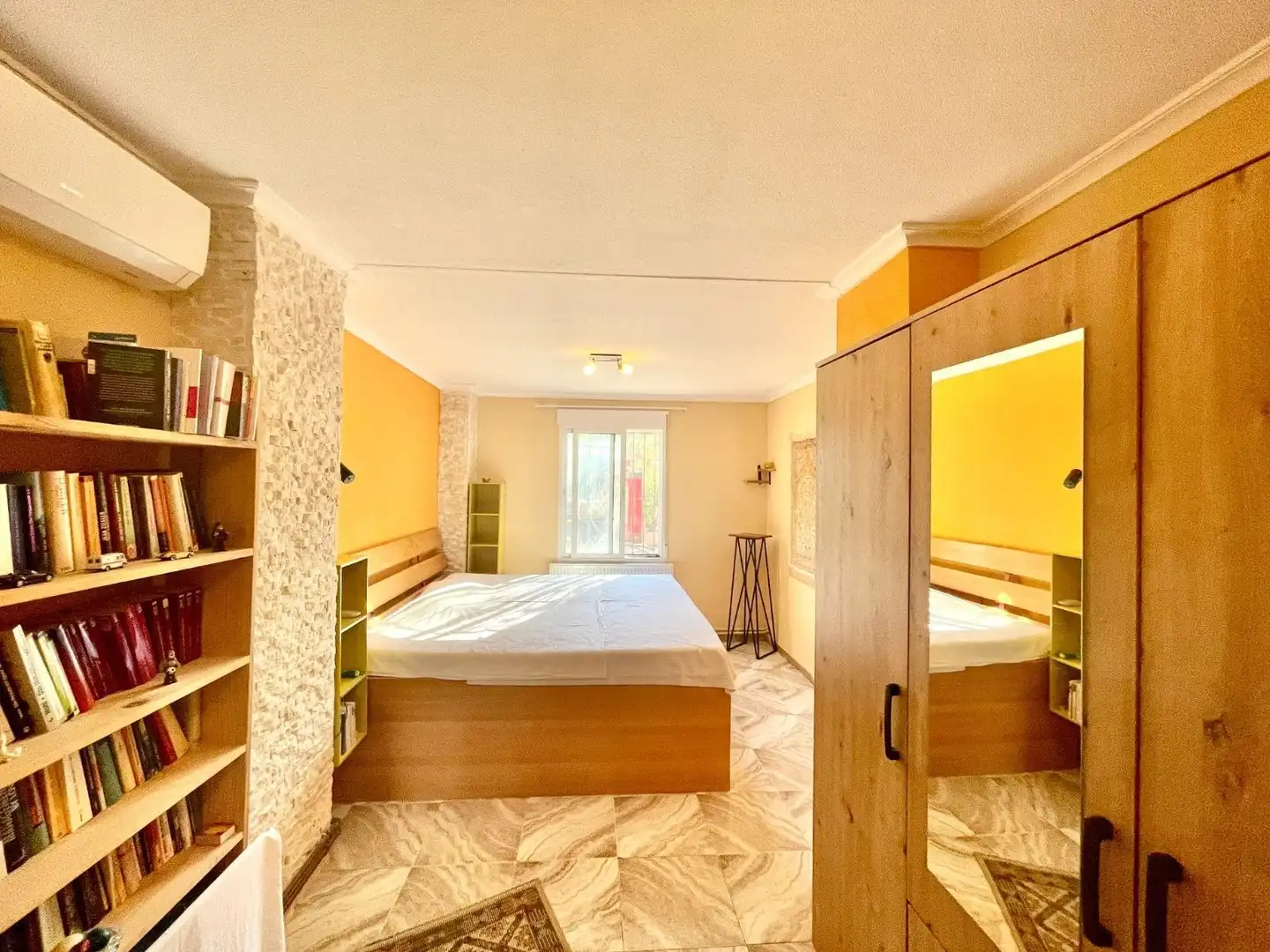 Habitación de Casa o chalet en venta en Crevillent