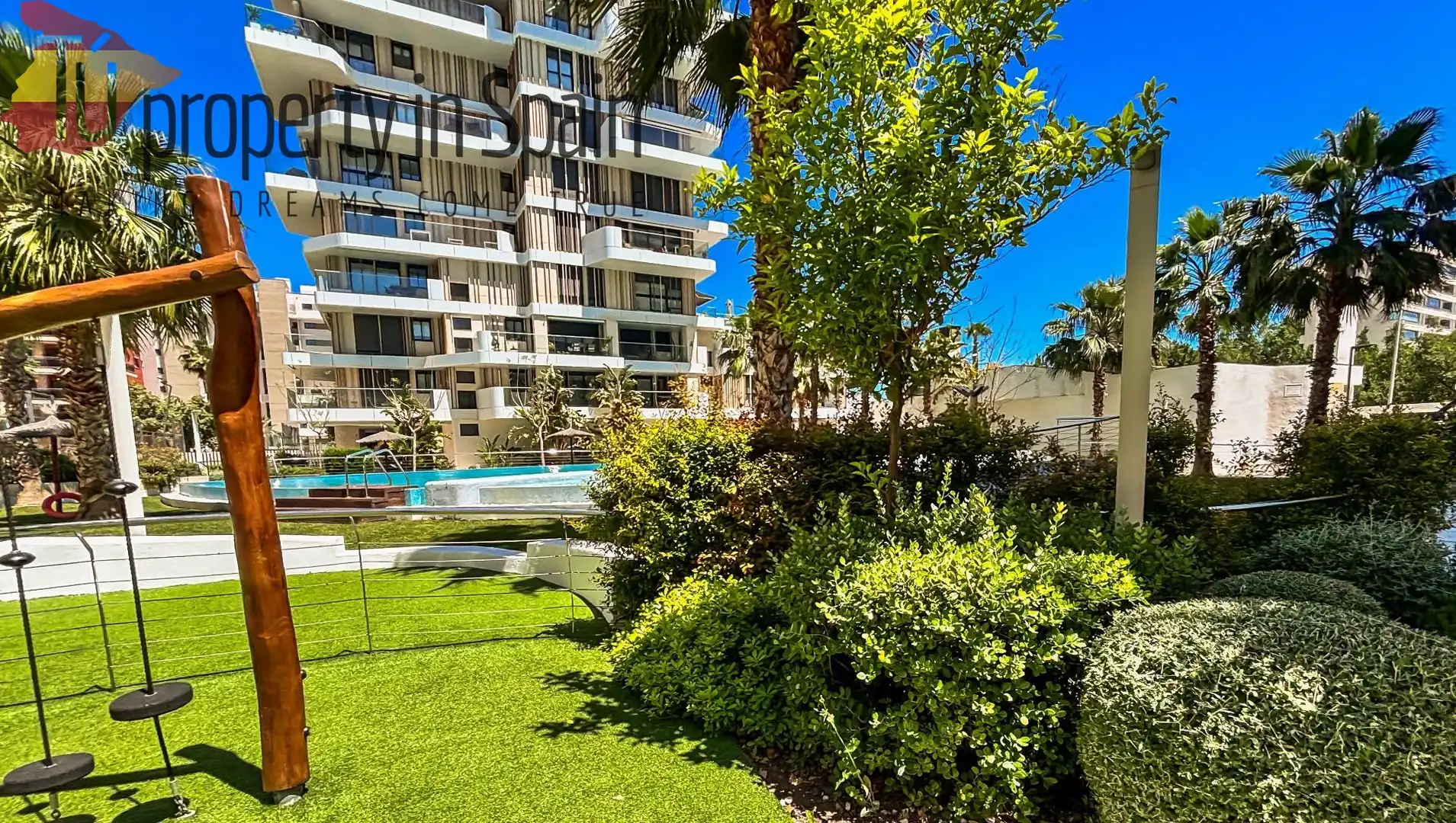 Terraza de Piso para compartir en Alicante / Alacant con Terraza, Amueblado y Piscina comunitaria