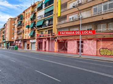 Local comercial en venta en Avenida Novelda