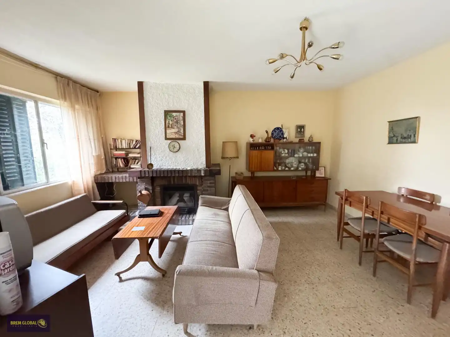 Sala de estar de Casa adosada en venta en El Berrueco con Jardín privado, Trastero y Amueblado
