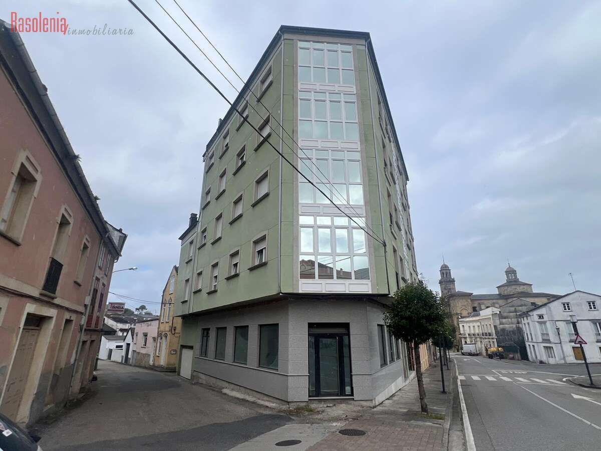 Vista exterior de Edifici en venda en Lourenzá