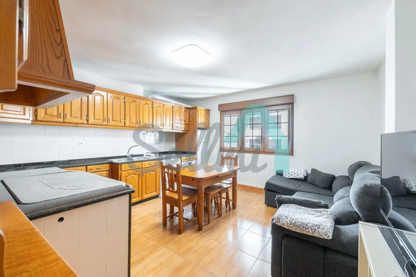 Dúplex en venta en Melquiades Álvarez, Boal