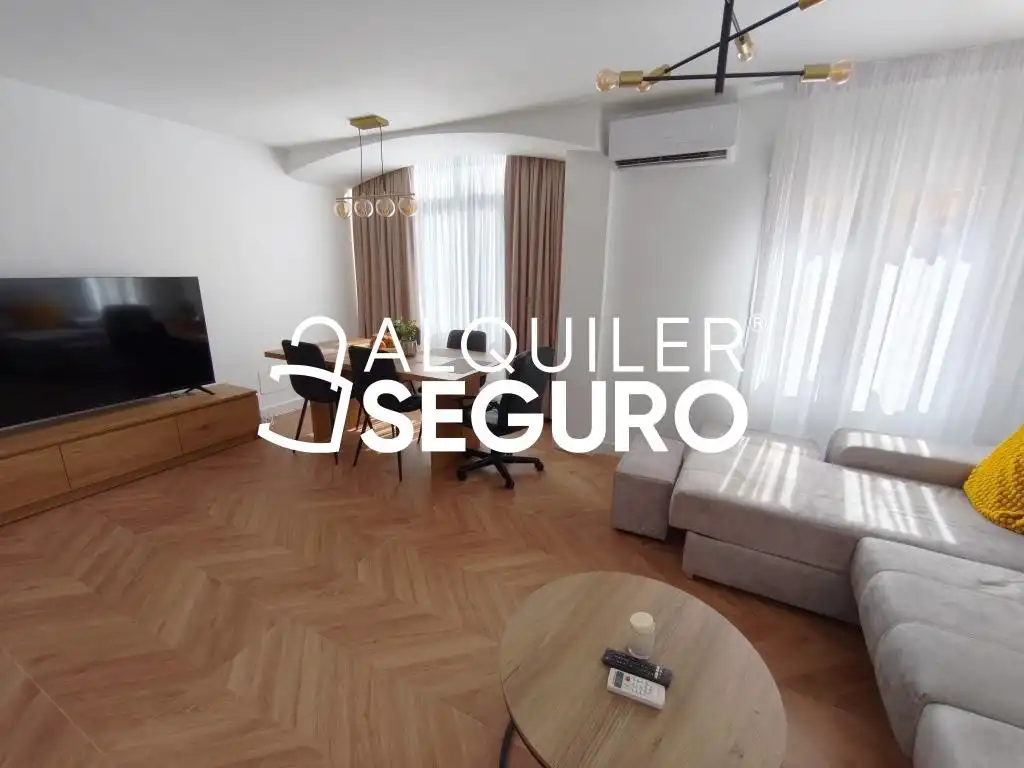 Sala d'estar de Pis de lloguer en Pla - Carolinas