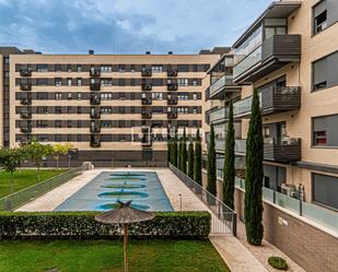 Exterior view of Flat for sale in Alcorcón  with Air Conditioner, Terrace and Swimming Pool