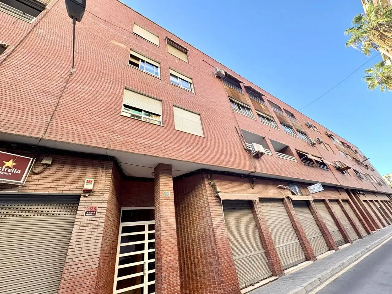 Vista exterior de Pis en venda en Alicante / Alacant amb Aire condicionat, Calefacció i Traster