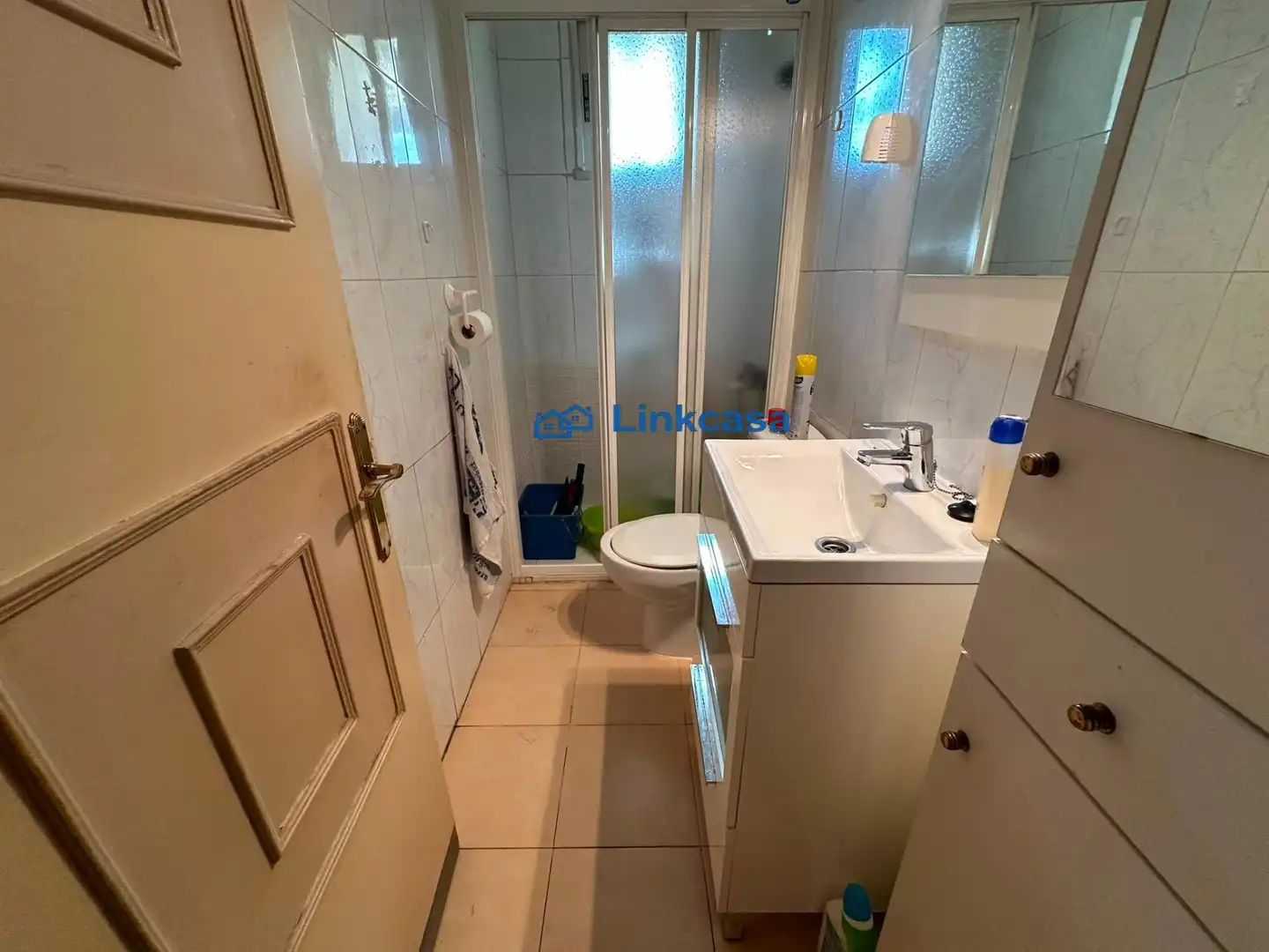 Bathroom of Flat for sale in Madrid  with Heating and Alarm