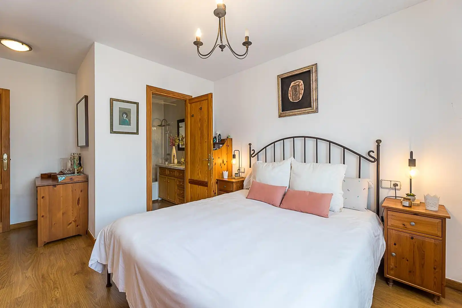 Dormitori de Casa adosada en venda en  Palma de Mallorca amb Calefacció, Parquet i Terrassa