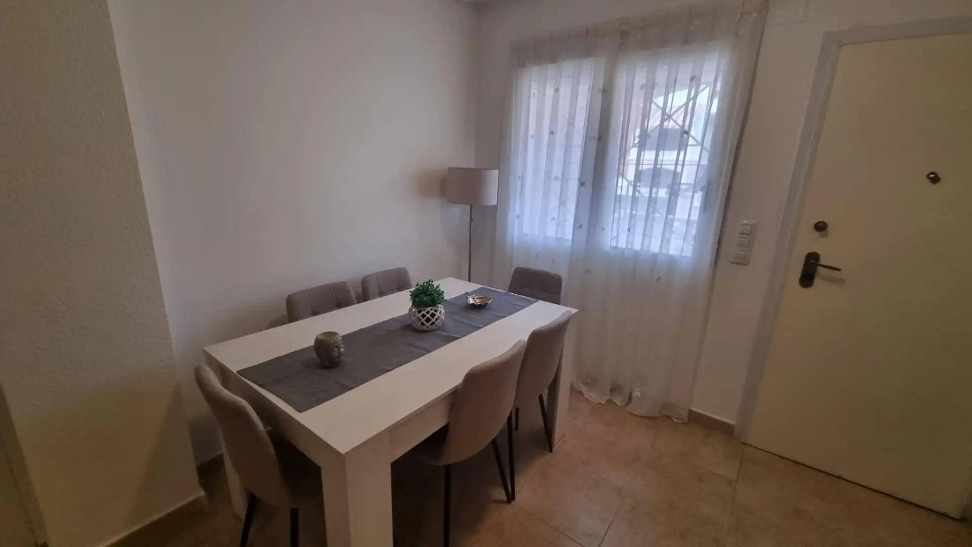 Bungalow con piscina in vendita a Nueva Torrevieja - Aguas Nuevas, imagen 3