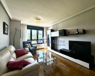 Living room of Flat for sale in Oviedo 