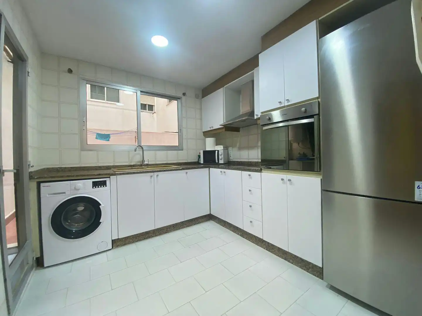 Cocina de Piso para compartir en Valencia con Calefacción, Amueblado y Lavadora