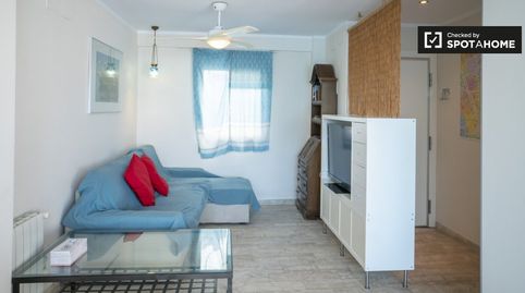 Foto 2 de Habitació a La Malva-rosa, Valencia Capital