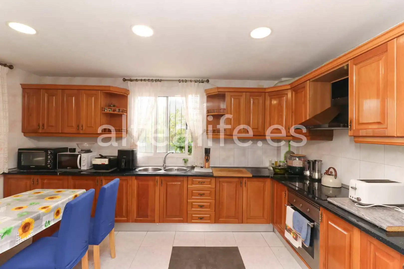 Kitchen of Houses for sale in L'Alfàs del Pi  with Air Conditioner, Private garden and Terrace