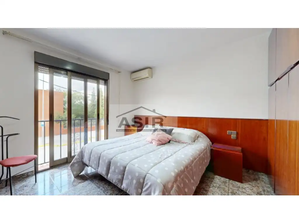 Dormitori de Casa o xalet en venda en La Pobla Llarga amb Aire condicionat i Terrassa