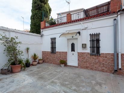 Exterior view of Single-family semi-detached for sale in  Barcelona Capital  with Terrace