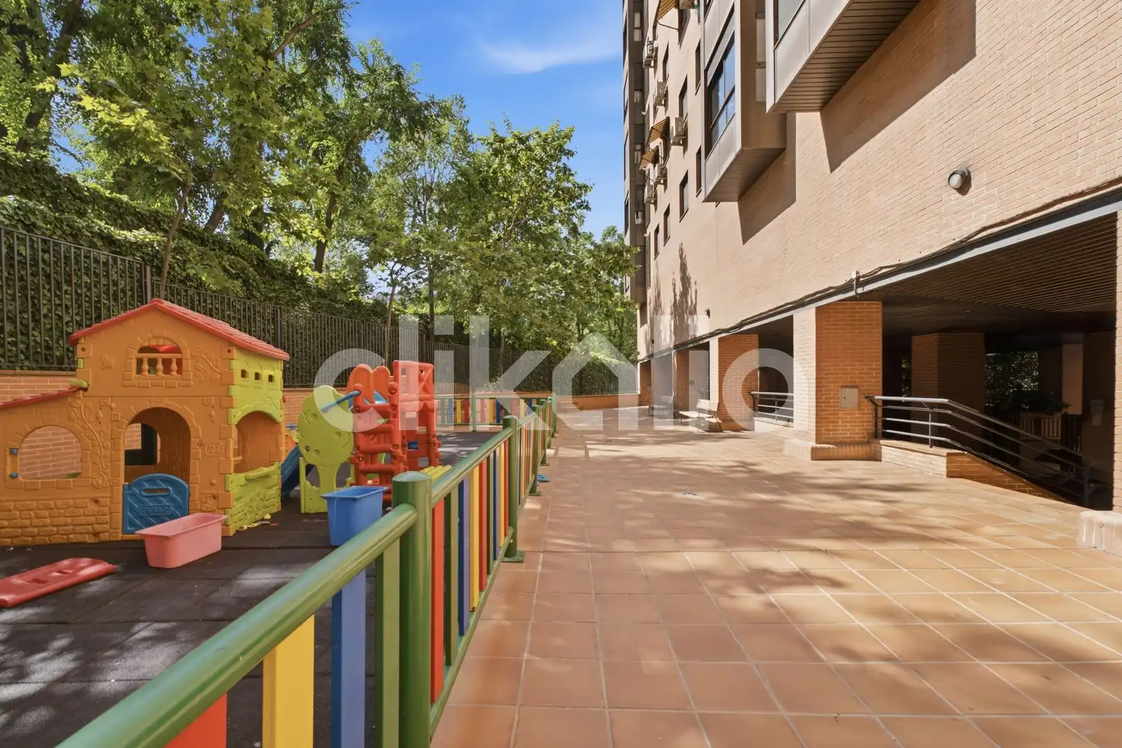 Terraza de Piso en venta en Madrid con Aire acondicionado, Calefacción y Jardín privado