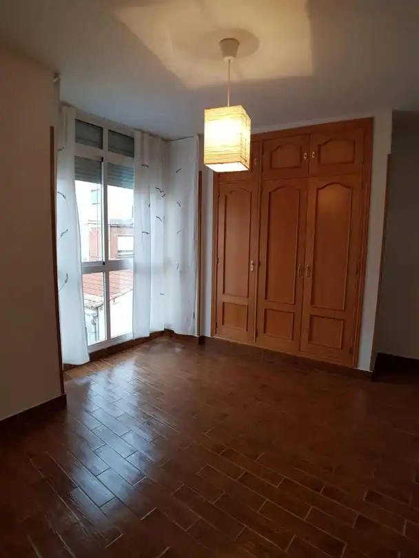 Schlafzimmer von Wohnung zur Miete in Madrid mit Heizung, Privatgarten und Terrasse