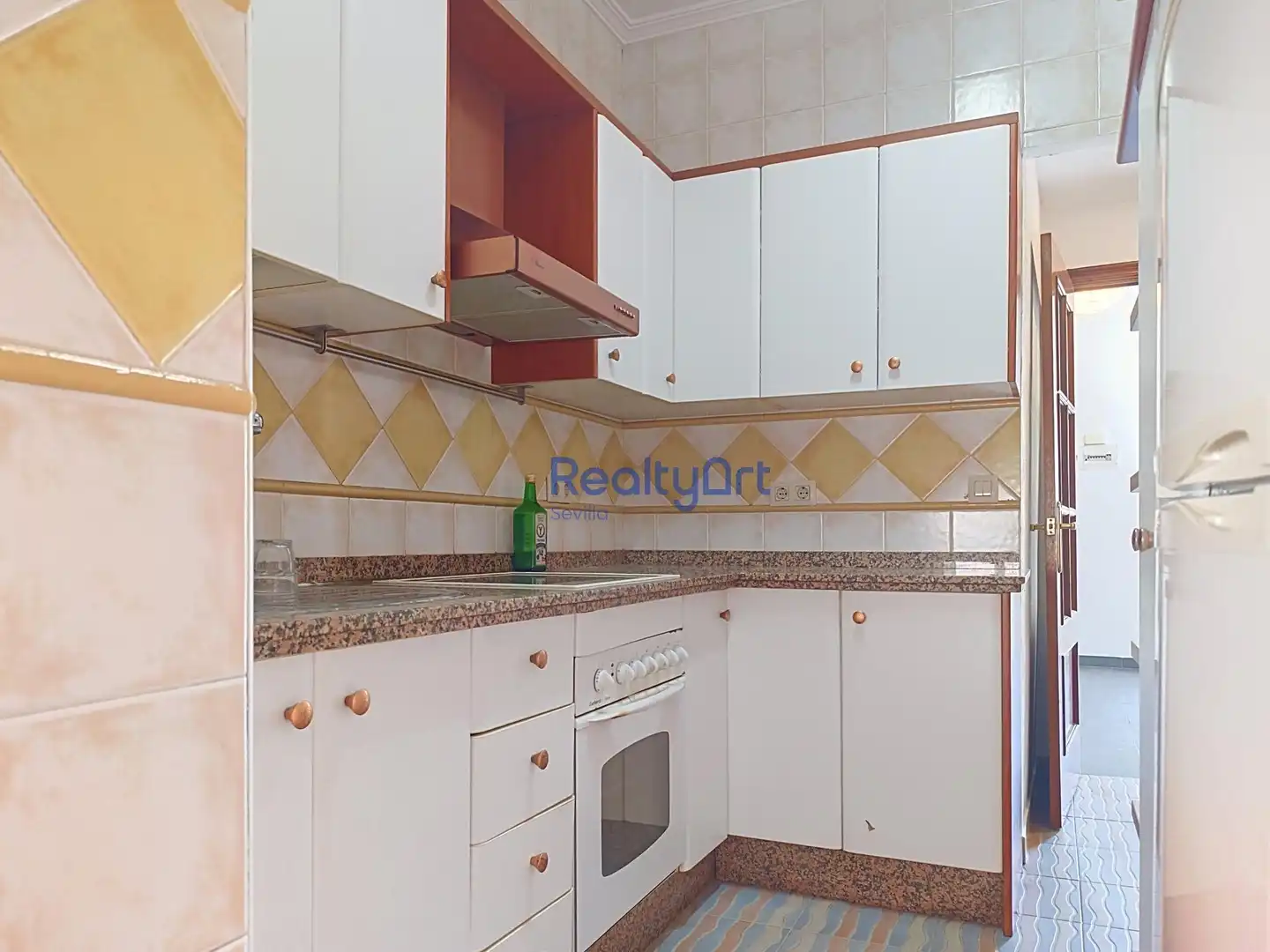 Cocina de Piso de alquiler en Sevilla con Aire acondicionado, Terraza y Amueblado
