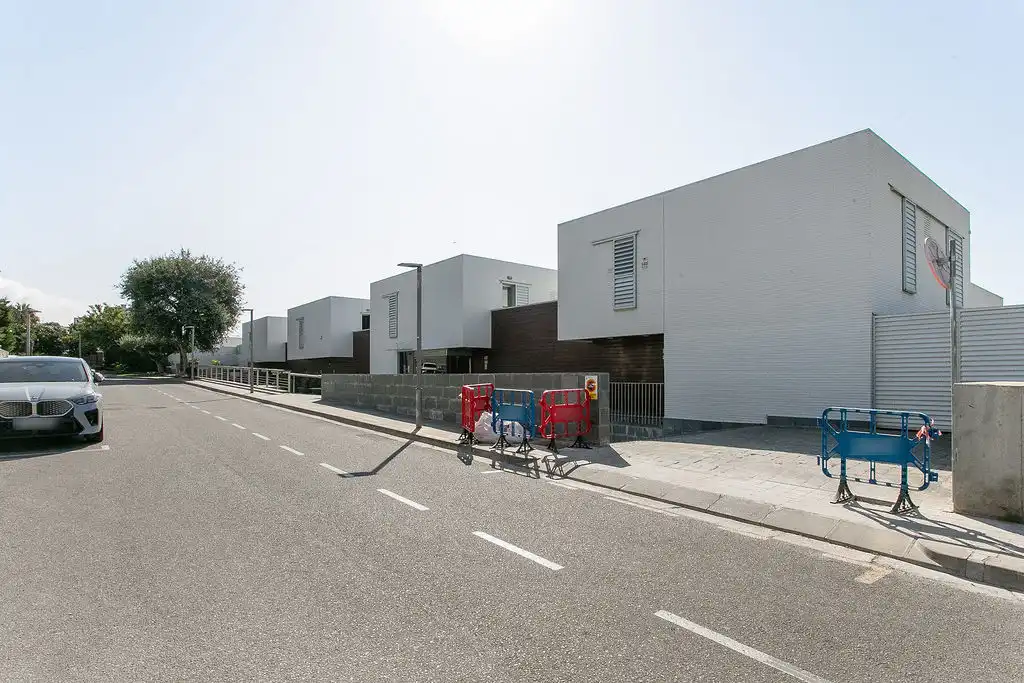 Vista exterior de Piso en venta en Sant Pere de Ribes con Piscina