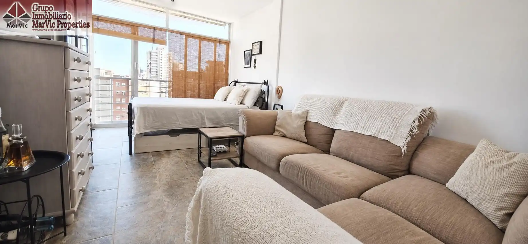 Living room of Study for sale in Benidorm  with Terrace, Furnished and Community pool